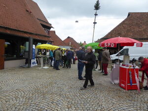 Informationsstand Kelternplatz 4.5.2019